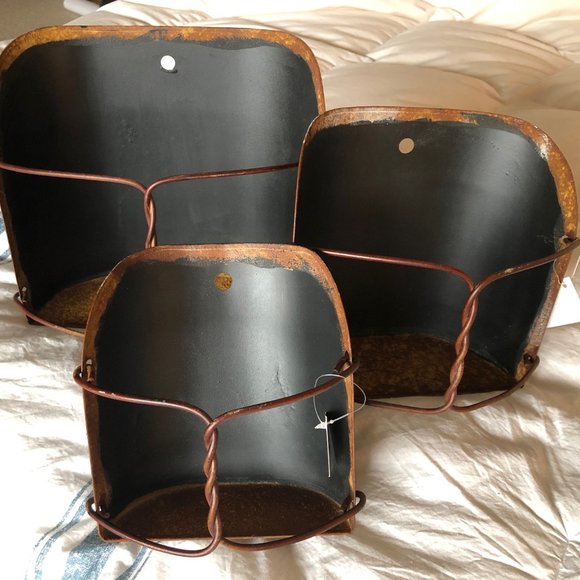 Wall Mounted Grain Feed Scoop Shelf Set of 3 - Picture 1 of 8
